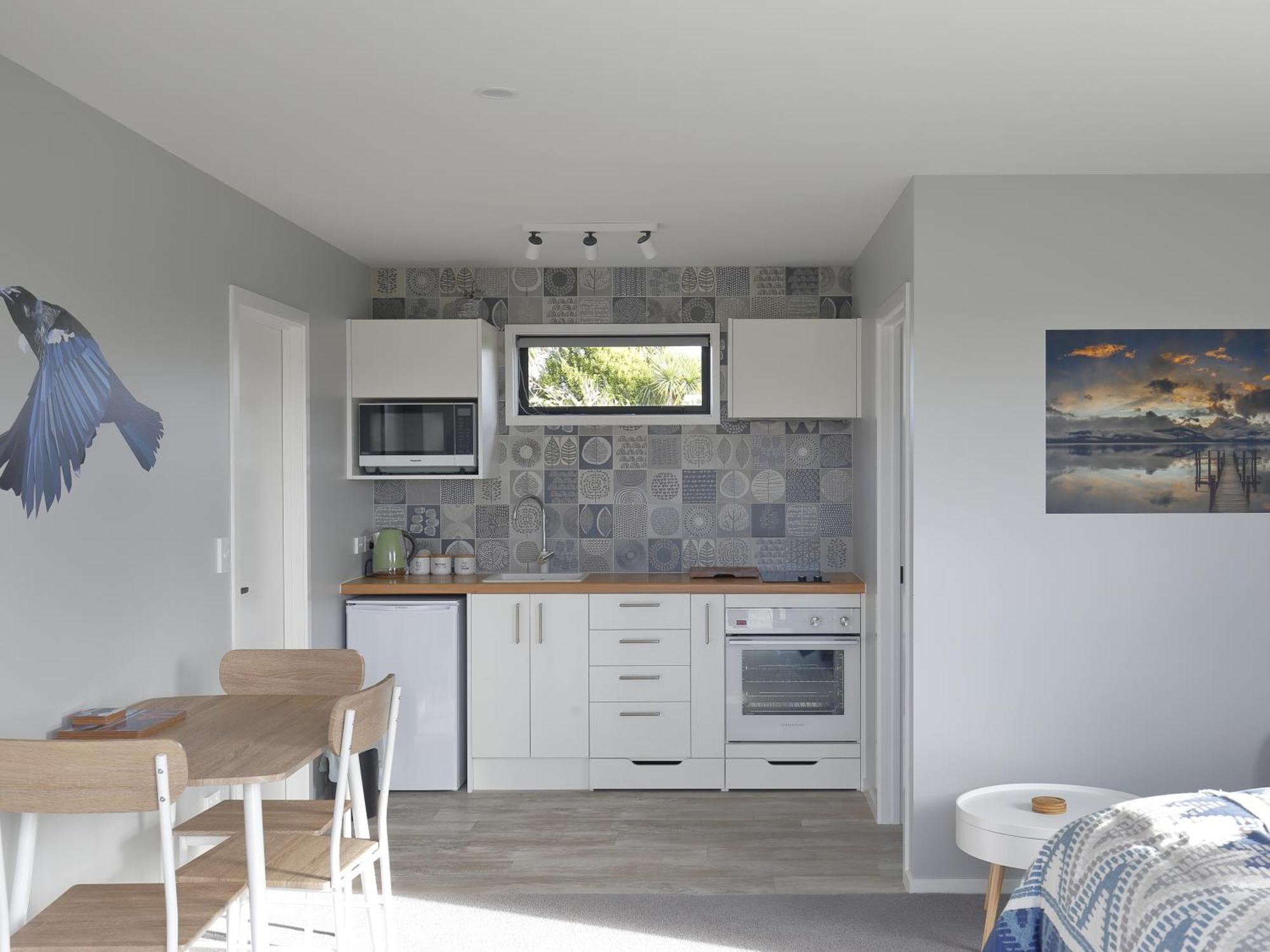 The Tui Studio - Te Anau Holiday Studio Bagian luar foto