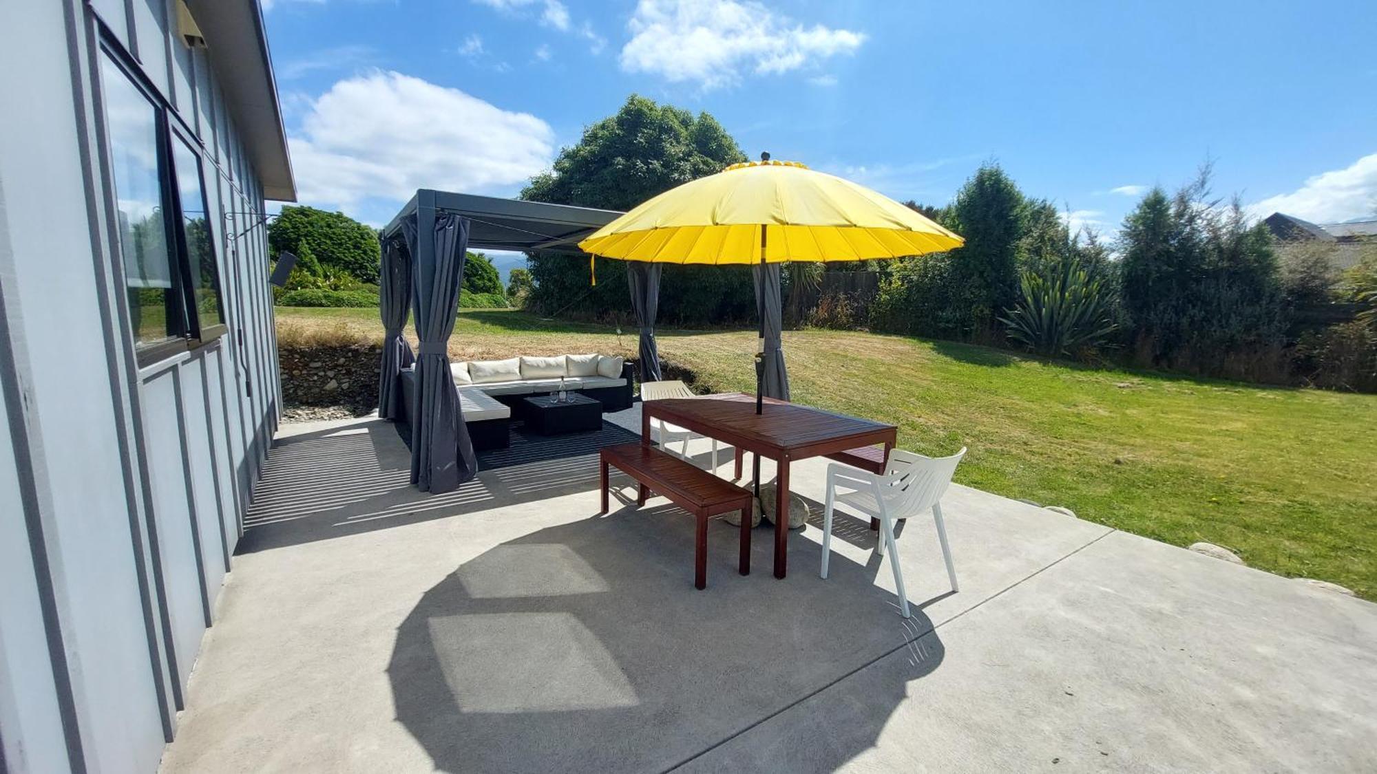 The Tui Studio - Te Anau Holiday Studio Bagian luar foto